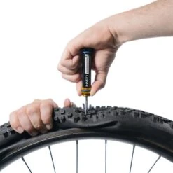 Lezyne Tubeless Insert Kit-Zwart 11 Lezyne Tubeless Insert Kit-Zwart -Shimano Verkoop 1 mt tblskit v1 3 medium