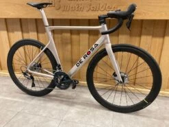 De Rosa SK Pininfarina Disc Custom Racefiets 10 De Rosa SK Pininfarina Disc Custom Racefiets -Shimano Verkoop pini6